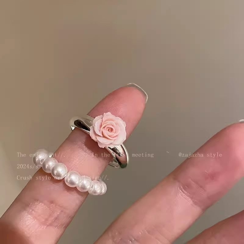 Womens Vintage Minimalist Versatile French-Style Rose Pearl Ring
